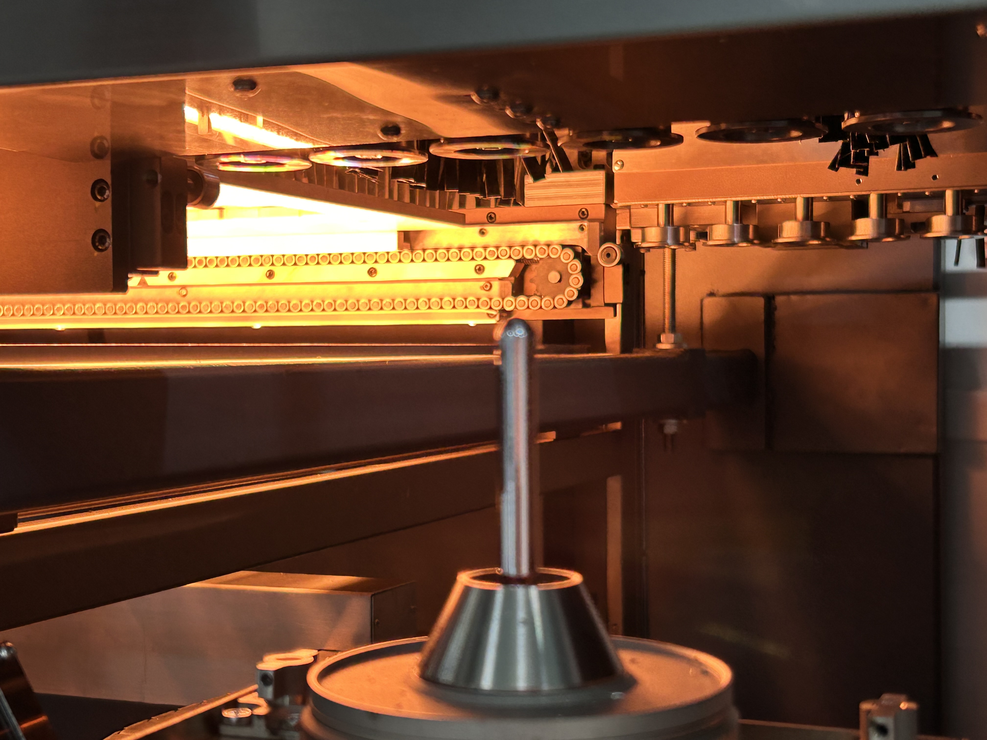 固德威的选择：午夜成人精品视频如何以定制化焊接方案破解储能制造三大痛点？